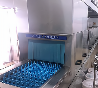 如今餐具清洗厂的收银有多少 开餐具清洗厂要办什么证?